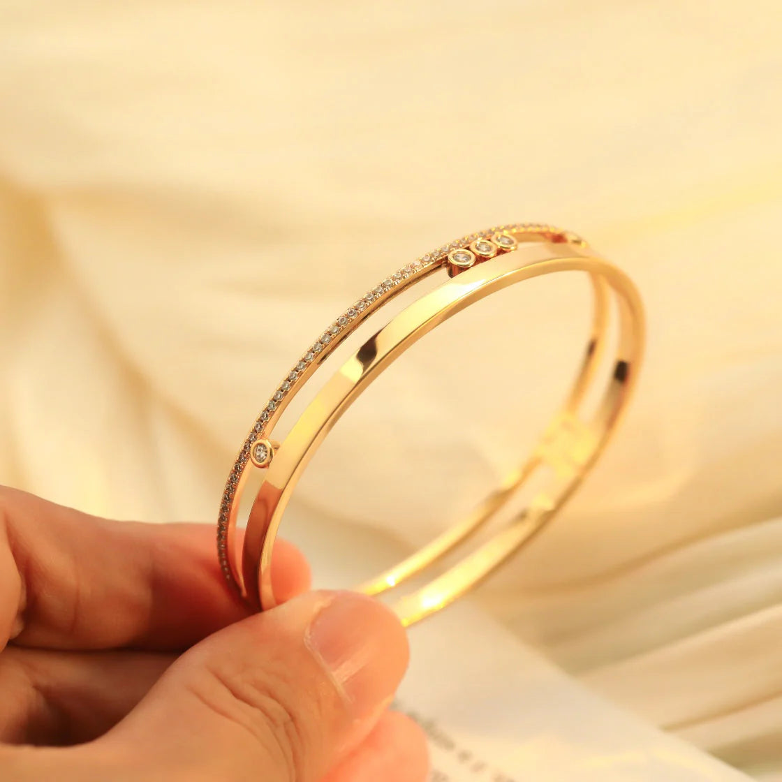 [⭐Hinora Jewelry]Move Romane Diamond Bangle Bracelet