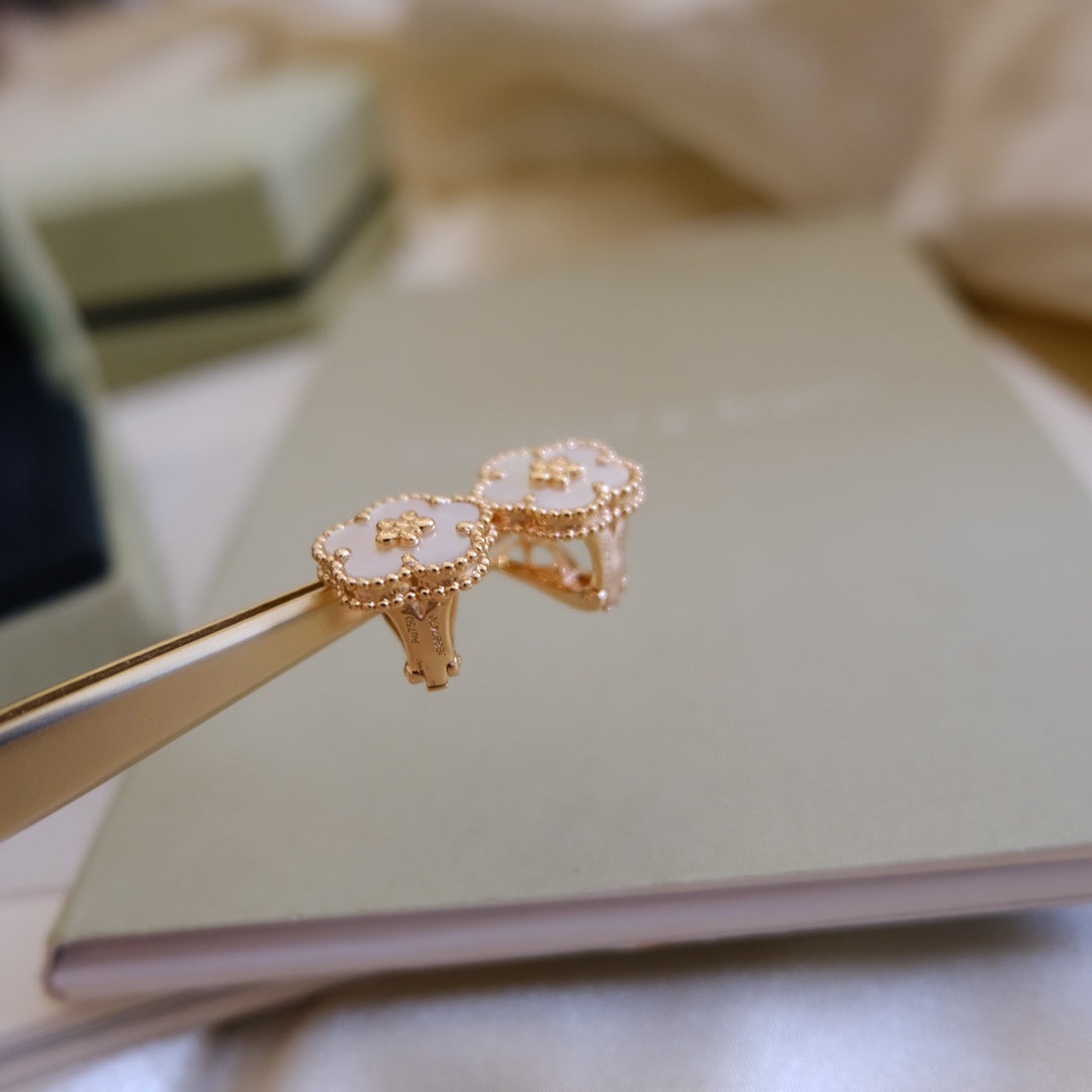 [⭐Hinora Jewelry]2026 NEW STYLE LUCKY SPRING EARRINGS