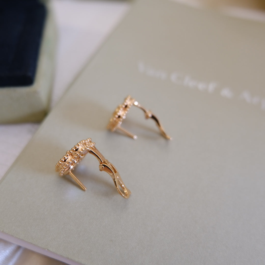 [⭐Hinora Jewelry]2026 NEW STYLE LUCKY SPRING EARRINGS