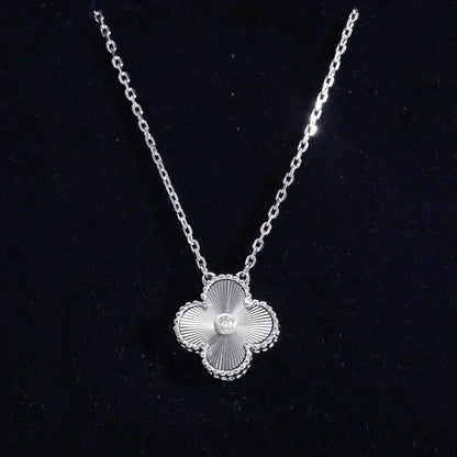 [⭐Hinora Jewelry]CLOVER  15MM DIAMOND LASER NECKLACE SILVER