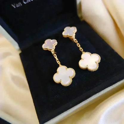 [⭐Hinora Jewelry]CLOVER 2 MOTIF WHITE MOP EARRINGS