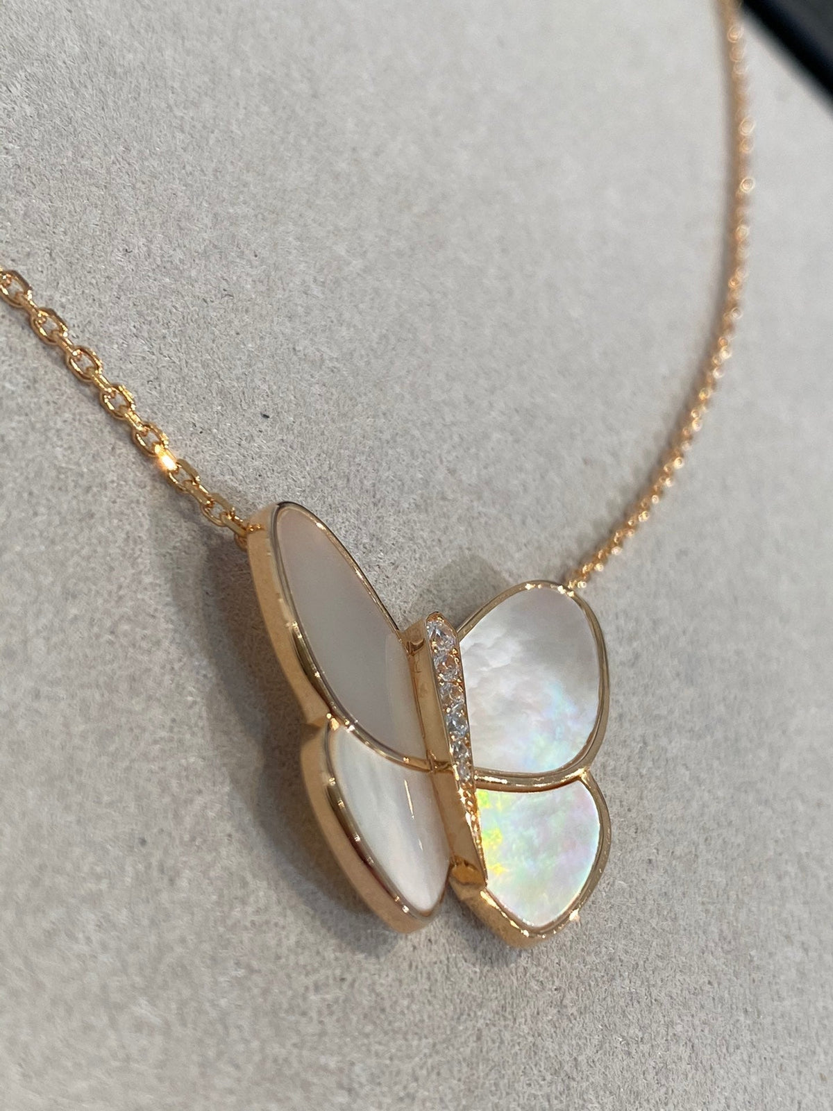 [⭐Hinora Jewelry]BUTTERFLY GOLD MOP DIAMOND NECKLACE