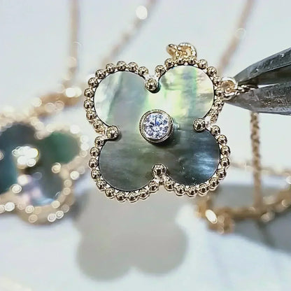 [⭐Hinora Jewelry]CLOVER 15MM DIAMOND AND MOTHER-OF-GREY NECKLACE