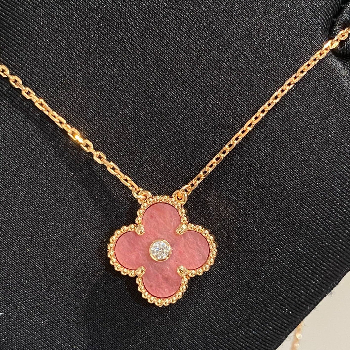 [⭐Hinora Jewelry]CLOVER 15MM DIAMOND RHODONITE NECKLACE