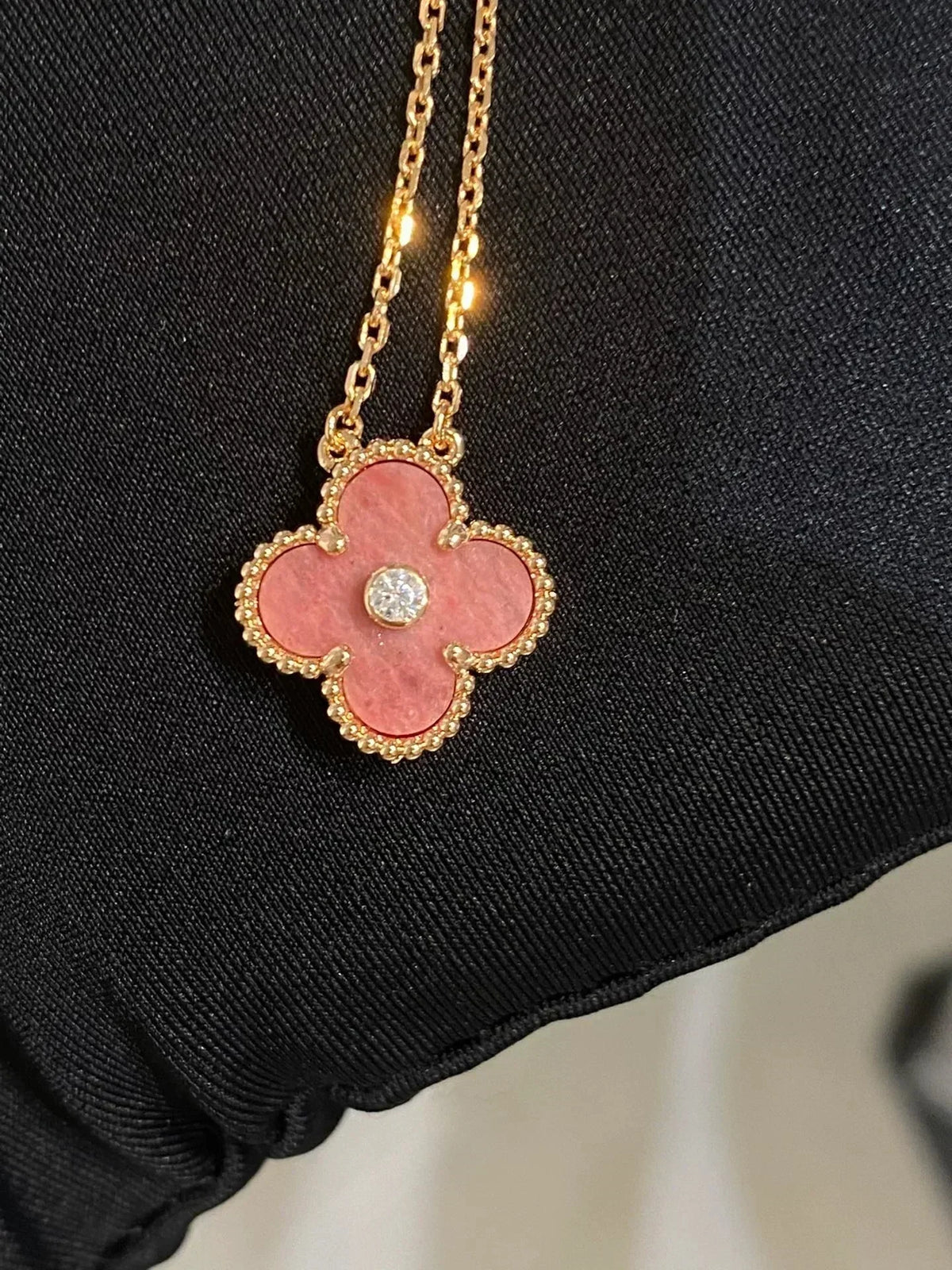 [⭐Hinora Jewelry]CLOVER 15MM DIAMOND RHODONITE NECKLACE