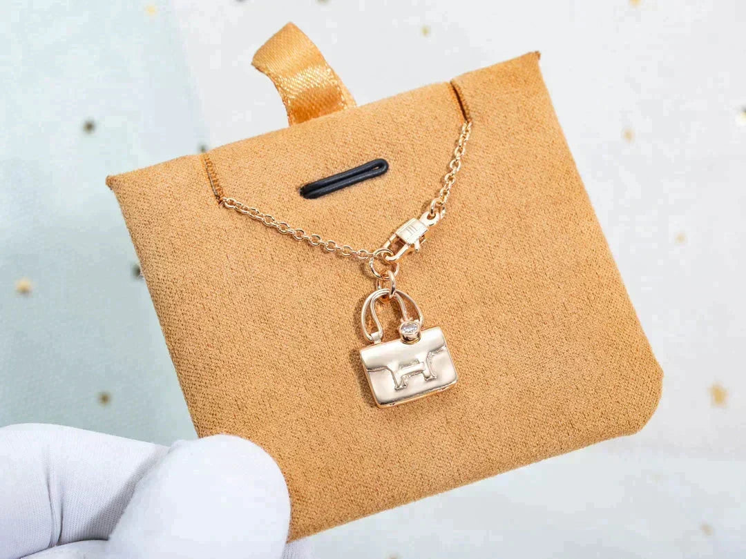 [⭐Hinora Jewelry]AMULETTE PEDANT ROSE GOLD NECKLACE