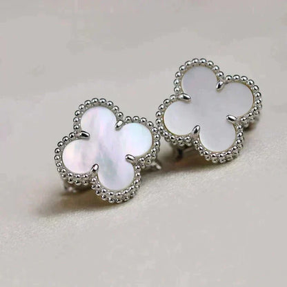 [⭐Hinora Jewelry]CLOVER MEDIUM 1 MOTIFS  WHITE MOP EARRINGS SILVER