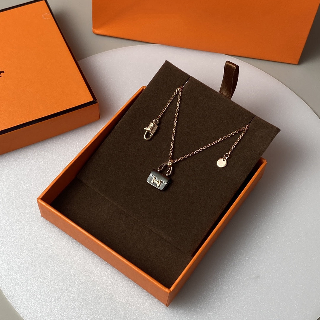 [⭐Hinora Jewelry]CONSTANCE BLACK PEDANT PINK GOLD NECKLACE