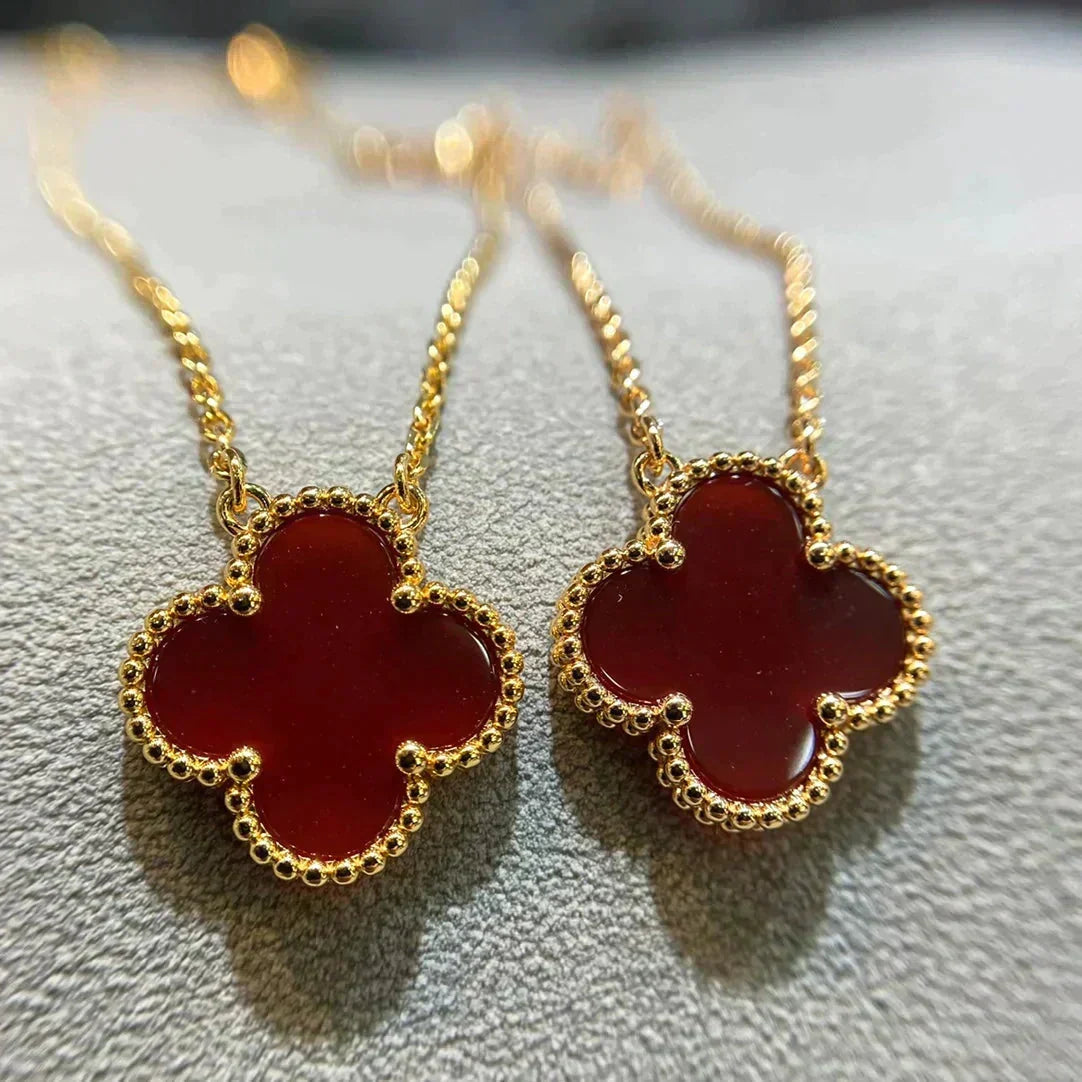 [⭐Hinora Jewelry]CLOVER 15MM CARNELIAN SINGLE FLOWER NECKLACE