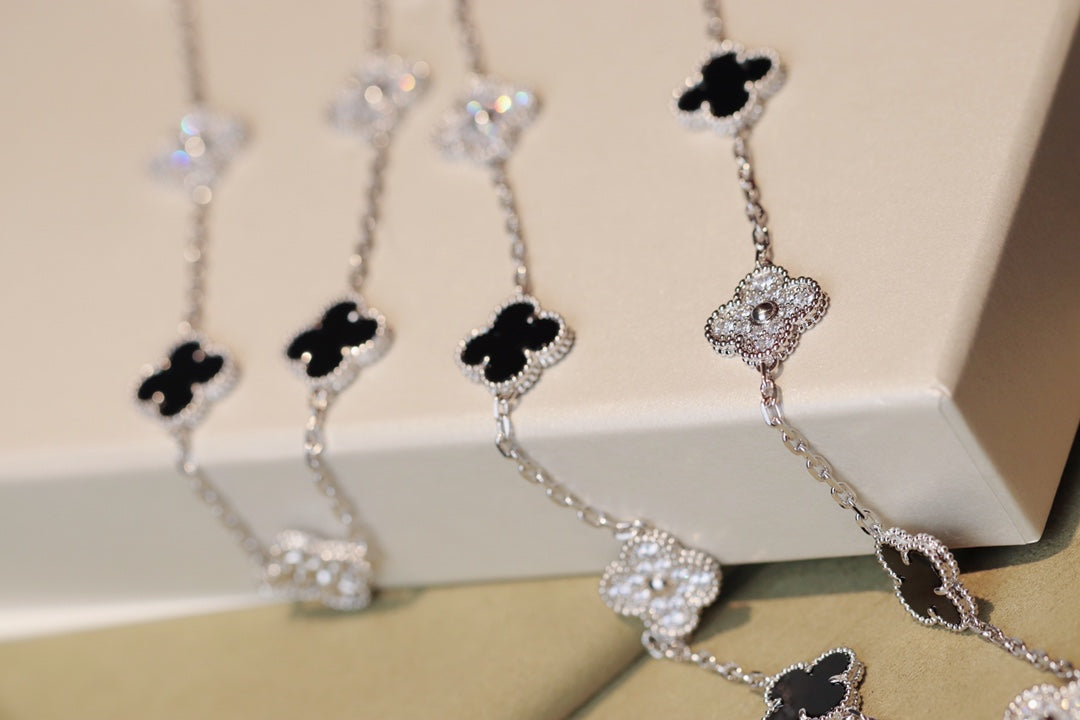 [⭐Hinora Jewelry]CLOVER 20 MOTIFS ONYX DIAMOND SILVER