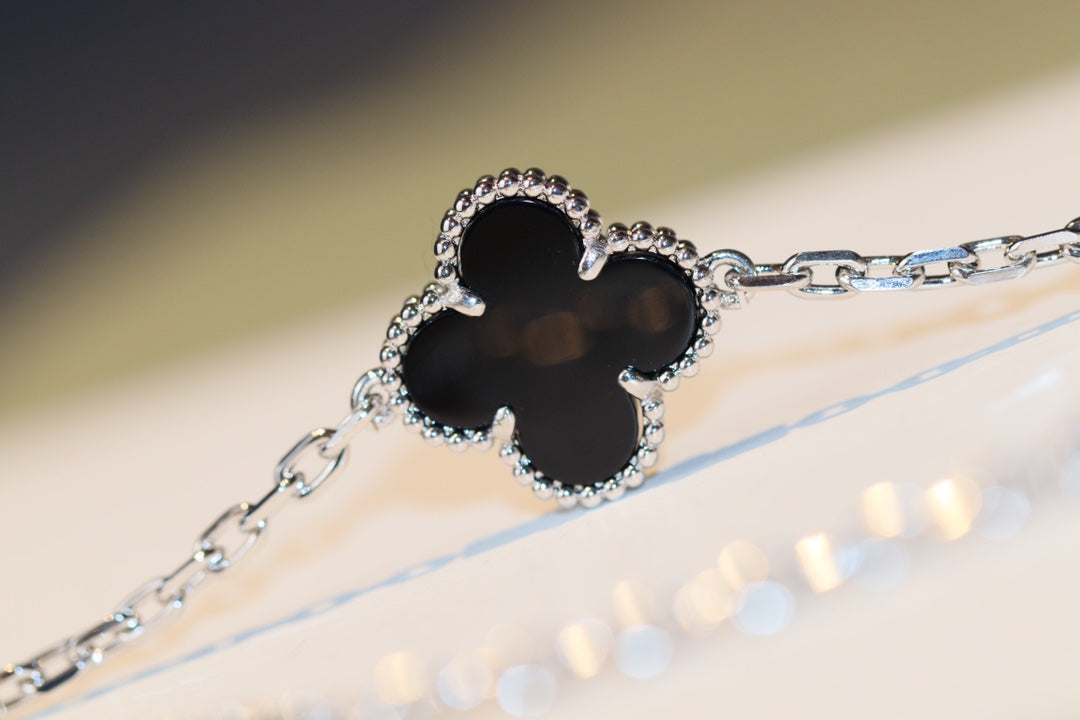 [⭐Hinora Jewelry]CLOVER 20 MOTIFS ONYX DIAMOND SILVER
