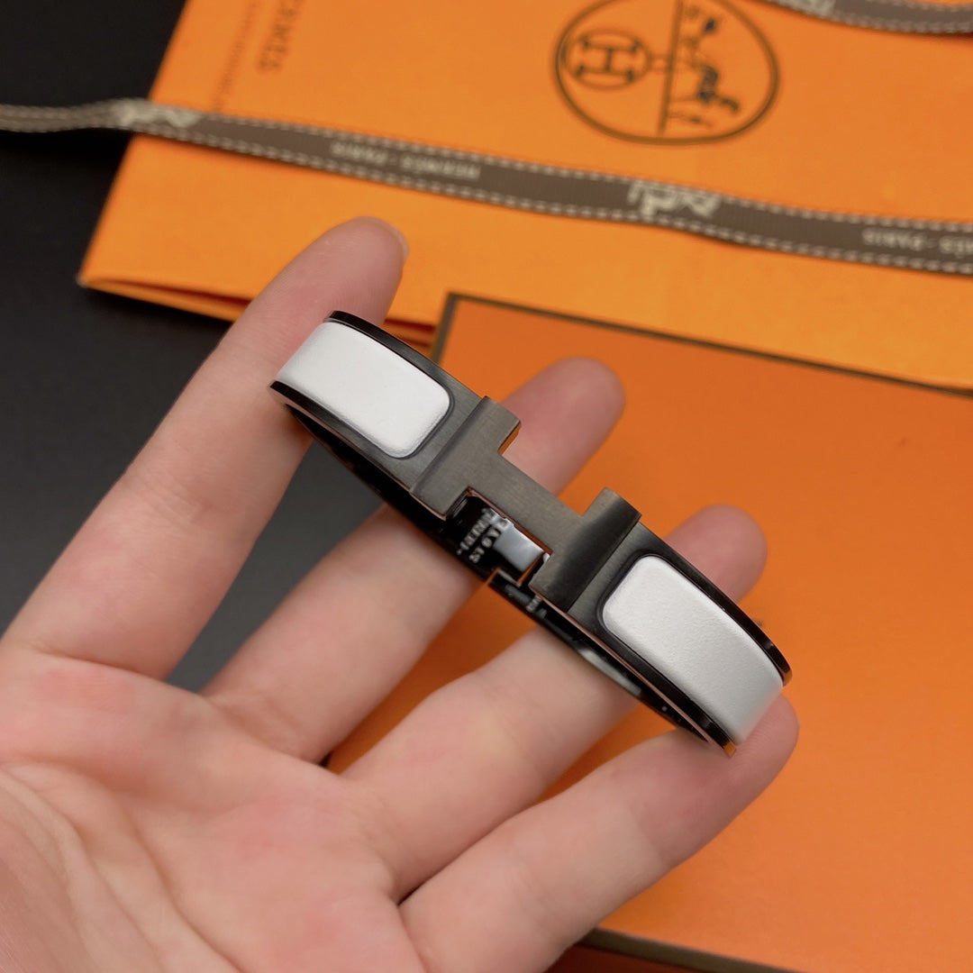 [⭐Hinora Jewelry]H BRACELET 12MM BLACK WHITE CERAMIC