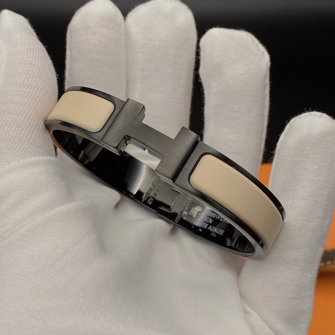 [⭐Hinora Jewelry]H BRACELET 12MM BLACK BEIGE CERAMIC