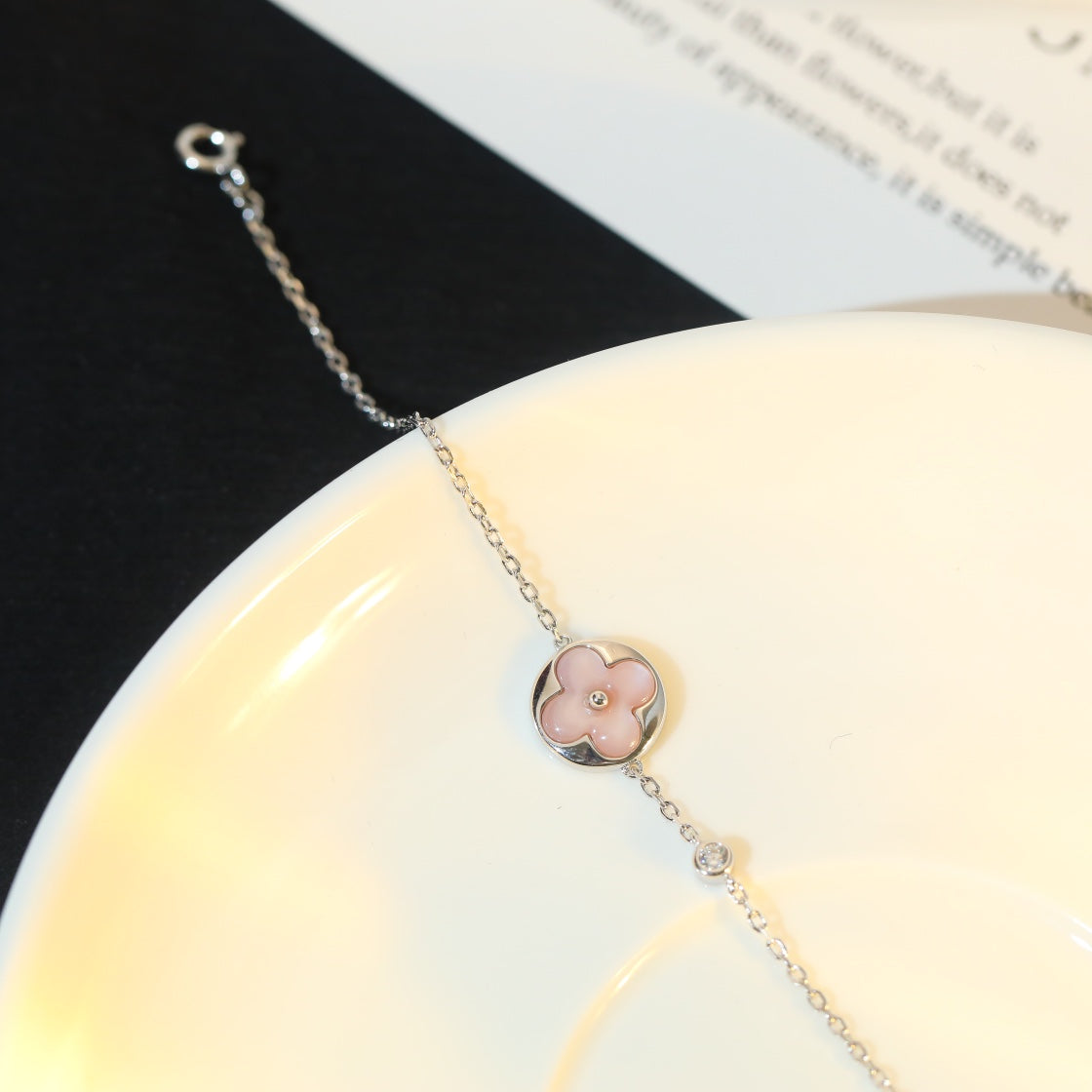 [⭐Hinora Jewelry]SUN MOTIF PINK MOP SILVER BRACELET