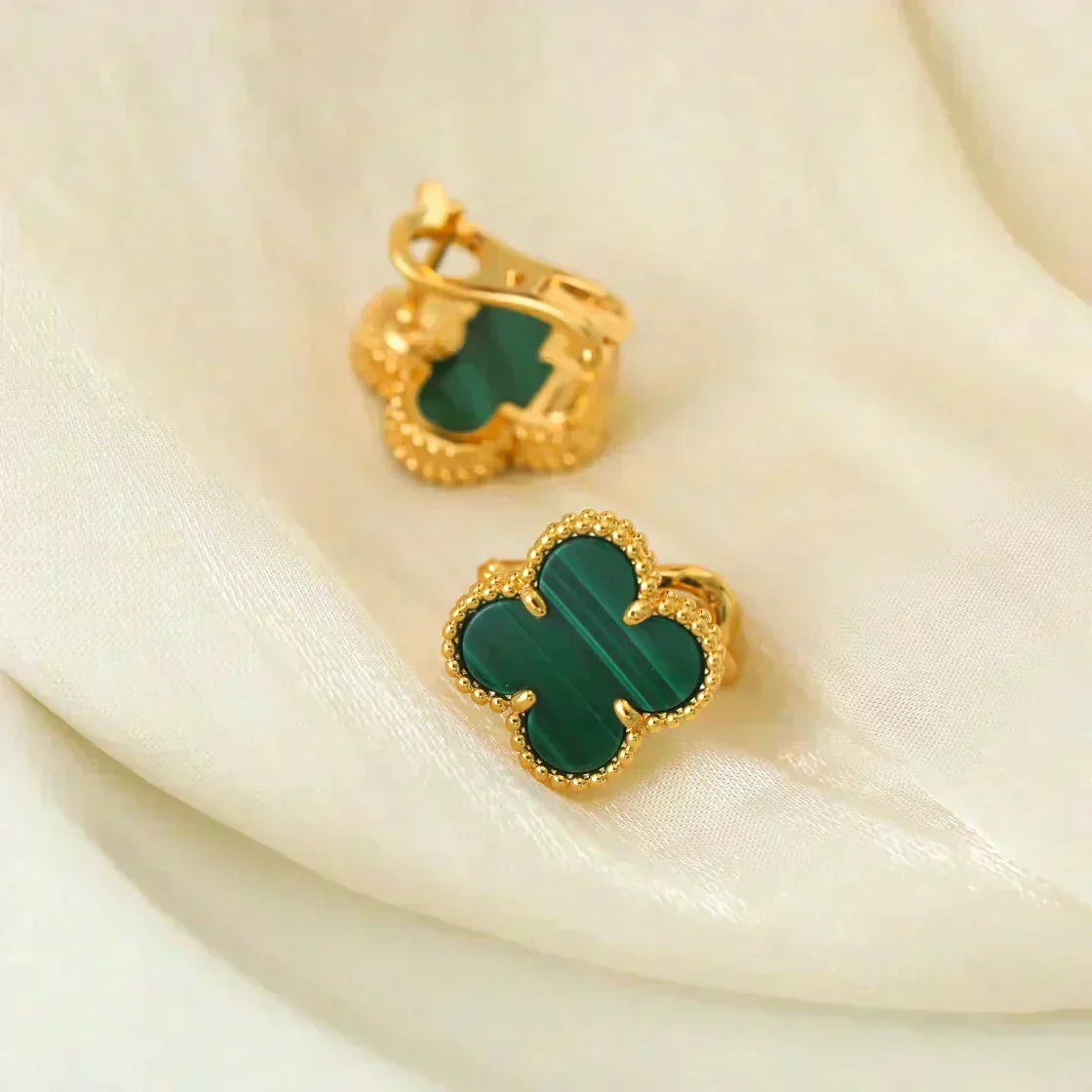 [⭐Hinora Jewelry]CLOVER MEDIUM 1 MOTIFS MALACHITE  EARRINGS