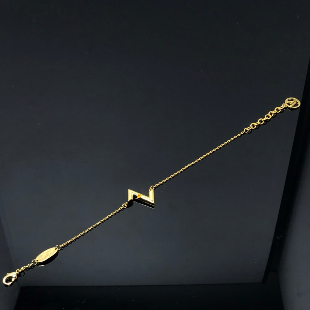 [⭐Hinora Jewelry]VOLT LV LOGO BRACELET