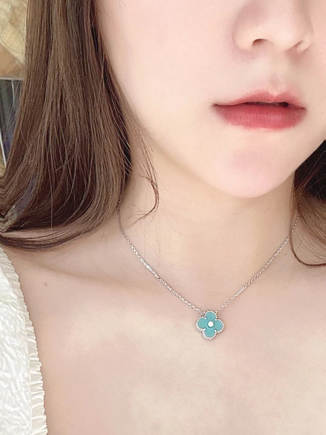 [⭐Hinora Jewelry]CLOVER 1 DIAMOND LIGHT BLUE SILVER NECKLACE