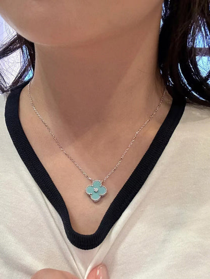 [⭐Hinora Jewelry]CLOVER 1 DIAMOND LIGHT BLUE SILVER NECKLACE