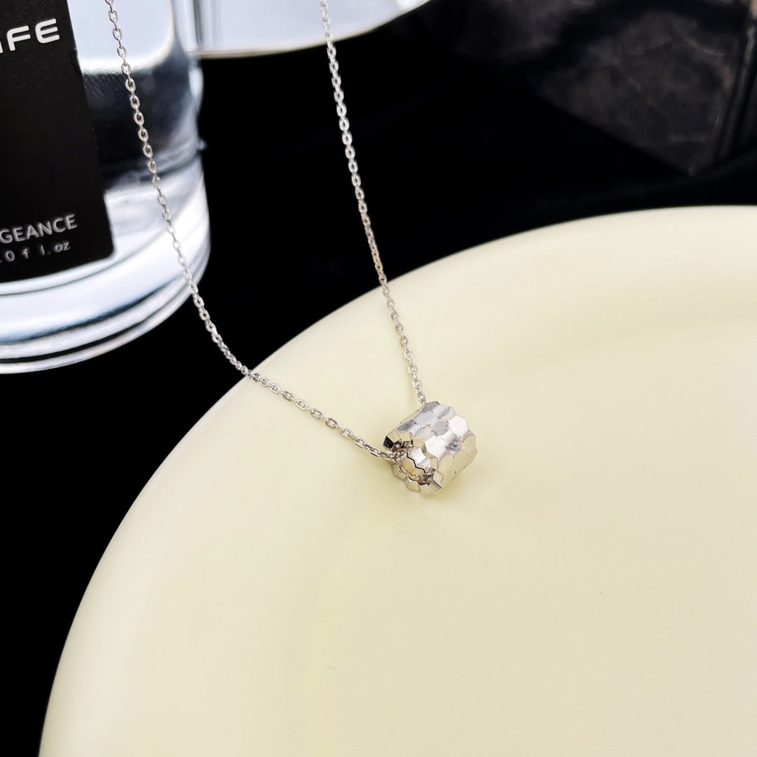 [⭐Hinora Jewelry]BEE MINI PEDANT DIAMOND NECKLACE