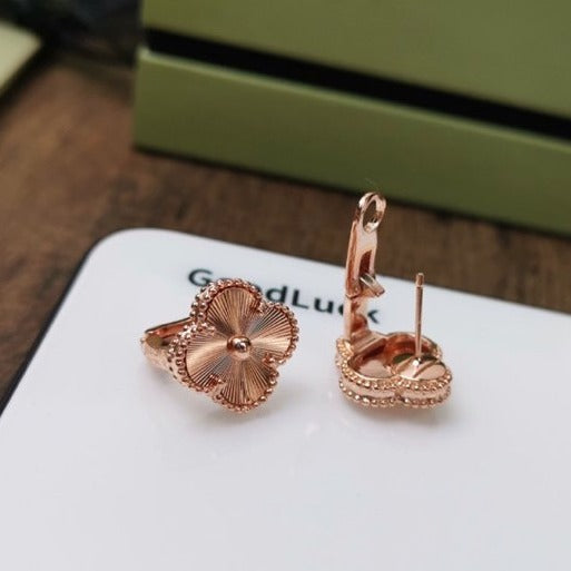 [⭐Hinora Jewelry]CLOVER MEDIUM STUD EARRINGS