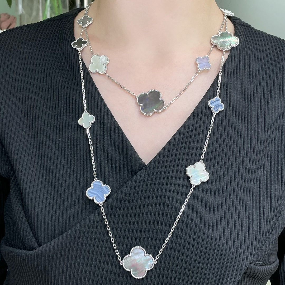 [⭐Hinora Jewelry]CLOVER 16 MOTIF CHALCEDONY MOP SILVER NECKLACE
