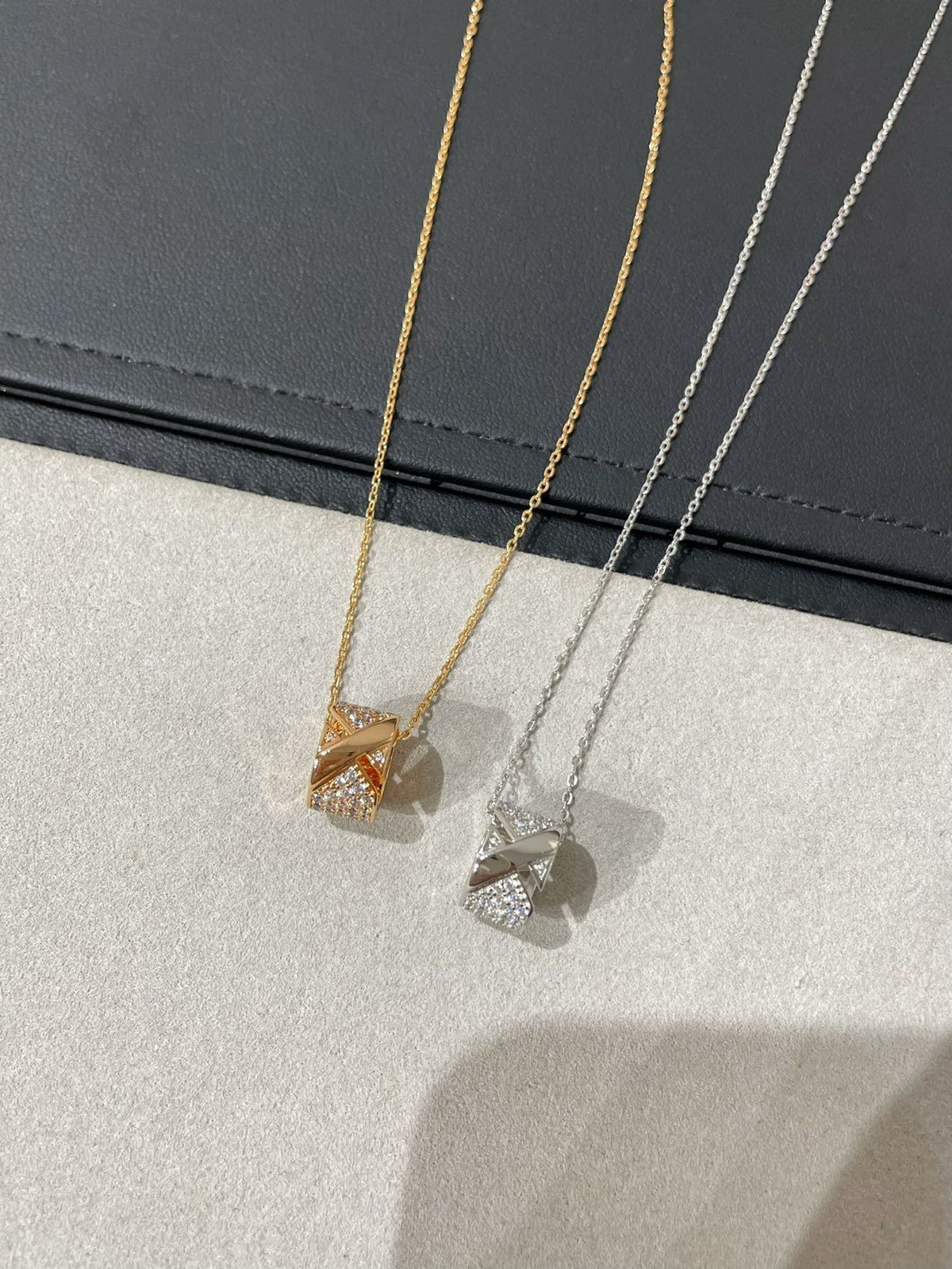 [⭐Hinora Jewelry]LIENS EVIDENCE DIAMOND PAVED NECKLACE