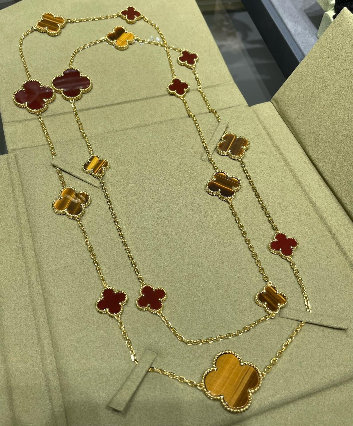 [⭐Hinora Jewelry]CLOVER 16 MOTIF CARNELIAN TIGER EYE ROSE GOLD NECKLACE