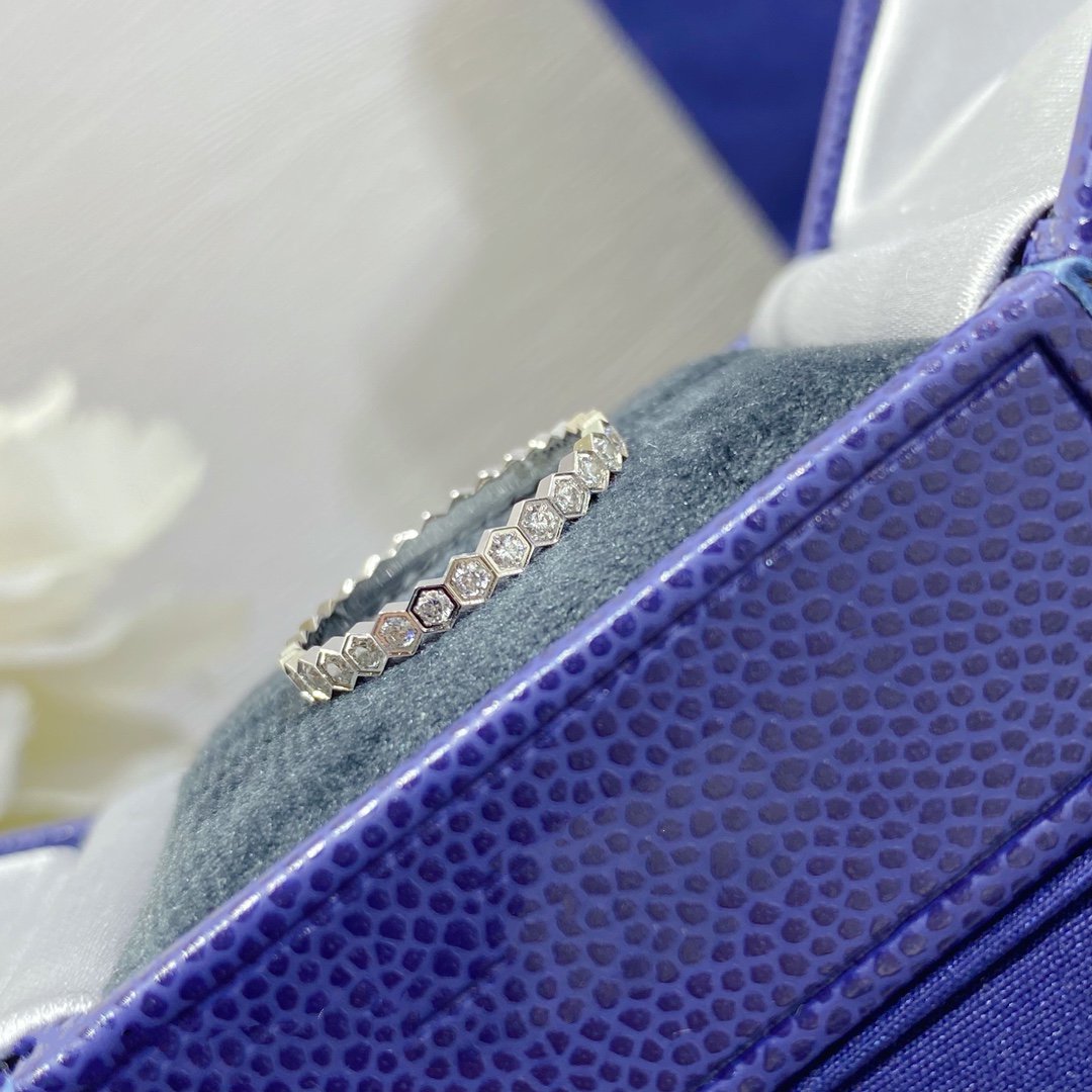 [⭐Hinora Jewelry]BEE LOVE DIAMOND PAVED SMALL RING