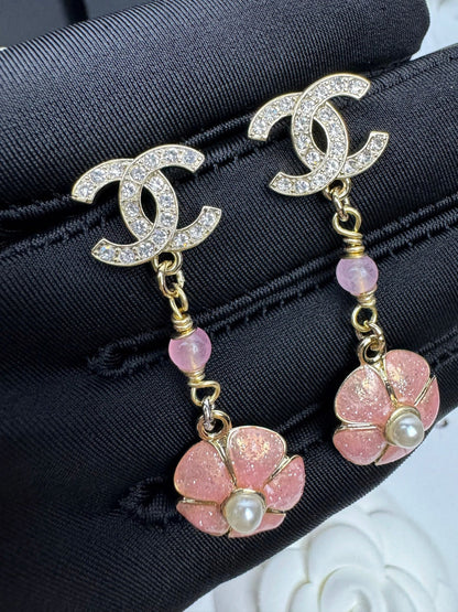 [⭐Hinora Jewelry]26C Pink Camellia Enamel Pendant with Double C Earrings