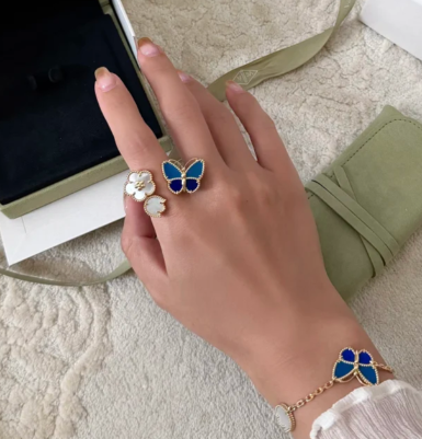 [⭐Hinora Jewelry]2026 NEW TWIN BUTTERFLY LUCKY RING