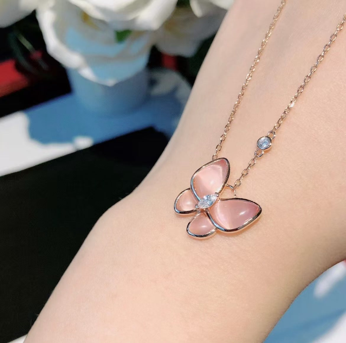 [⭐Hinora Jewelry]BUTTERFLY PINK MOTHER-OF-PEARL DIAMOND NECKLACE