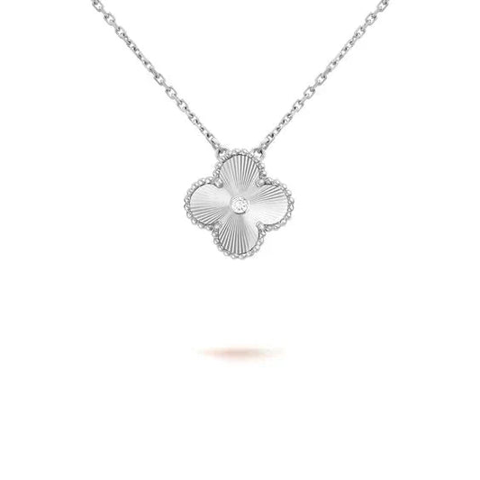 [⭐Hinora Jewelry]CLOVER  15MM DIAMOND LASER NECKLACE SILVER