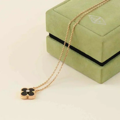 [⭐Hinora Jewelry]CLOVER 15MM DIAMOND ONYX NECKLACE