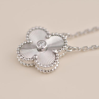 [⭐Hinora Jewelry]CLOVER  15MM DIAMOND LASER NECKLACE SILVER