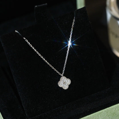 [⭐Hinora Jewelry]CLOVER MINI 9.5MM PENDANT DIAMOND NECKLACE