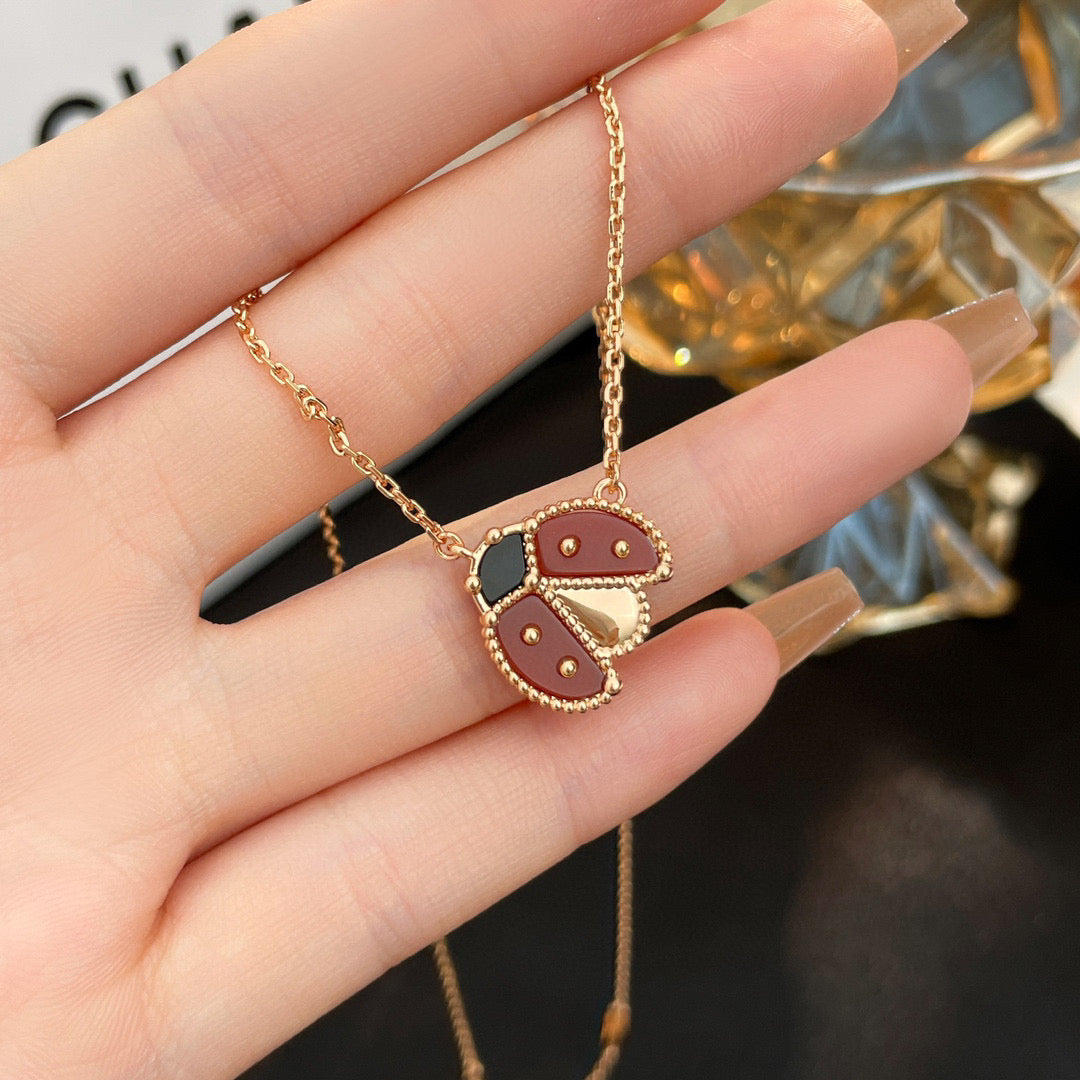 [⭐Hinora Jewelry]LUCKY  CARNELIANS LADYBUG NECKLACE