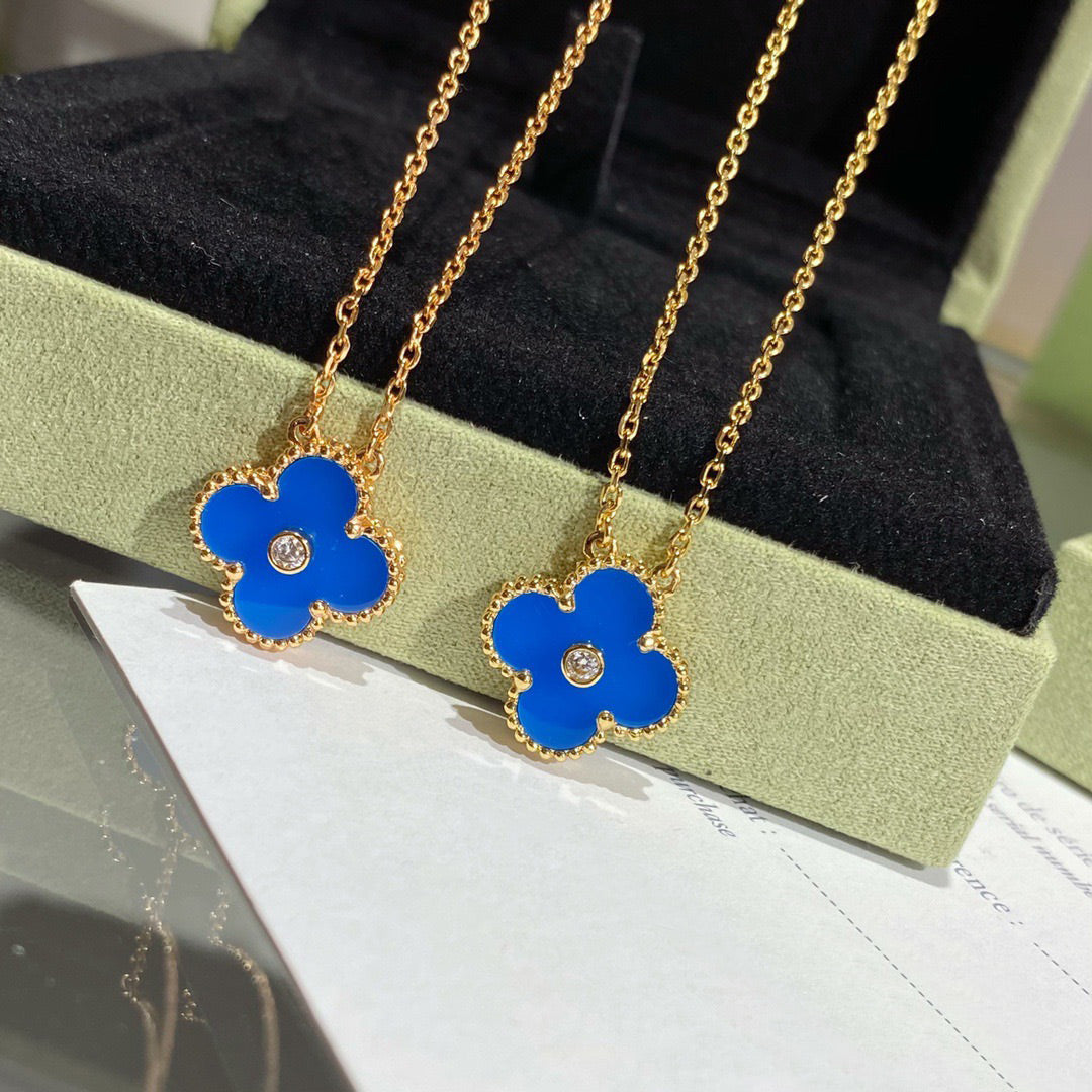 [⭐Hinora Jewelry]CLOVER 15MM DIAMOND AND BLUE AGATE NECKLACE