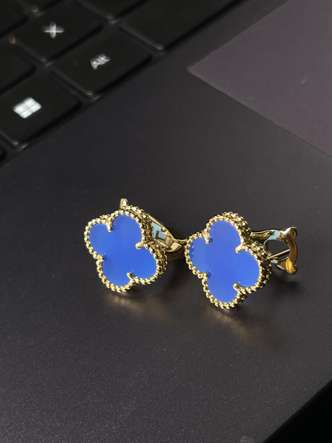 [⭐Hinora Jewelry] CLOVER LARGE (20mm) 1 MOTIFS BLUE MOP STUD EARRINGS