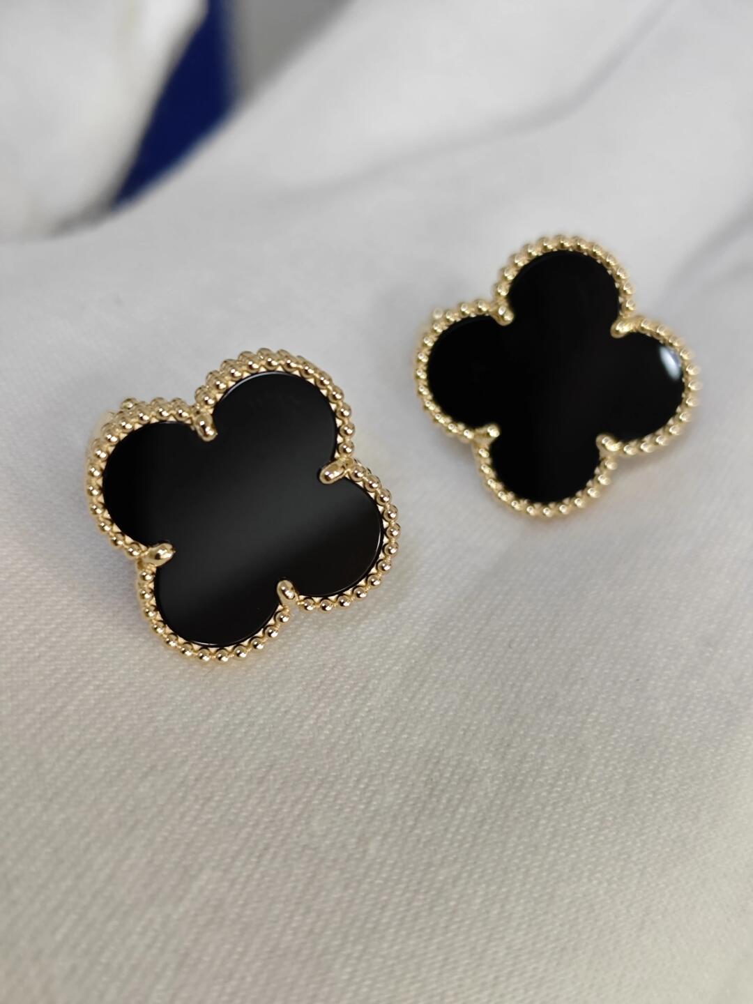 [⭐Hinora Jewelry]CLOVER 20MM BLACK MOP EARRINGS