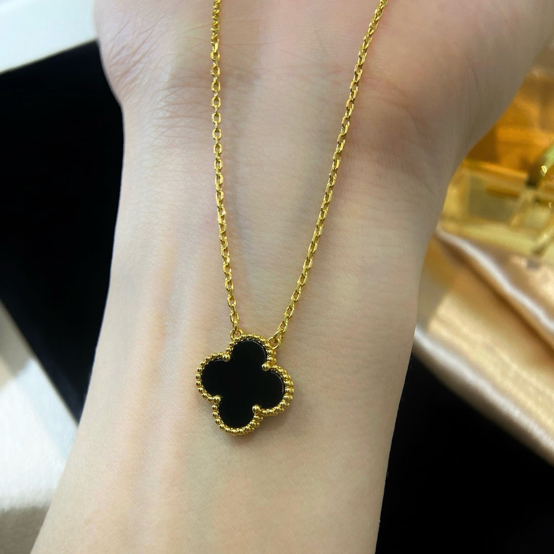 [⭐Hinora Jewelry]CLOVER 15MM BLACK ONYX SINGLE FLOWER NECKLACE