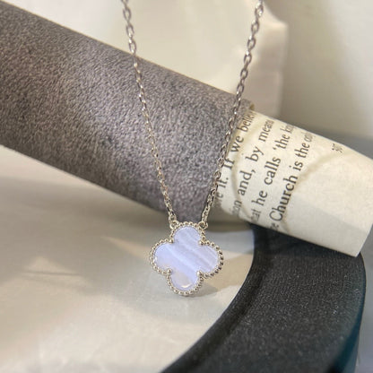 [⭐Hinora Jewelry]CLOVER 15MM BLUE CHALCEDONY NECKLACE SILVER