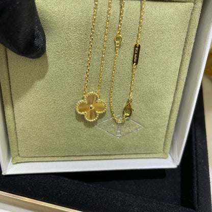 [⭐Hinora Jewelry]CLOVER 15MM LASER NECKLACE