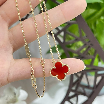[⭐Hinora Jewelry]CLOVER 15MM CARNELIAN SINGLE FLOWER NECKLACE