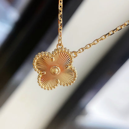 [⭐Hinora Jewelry]CLOVER 15MM LASER NECKLACE