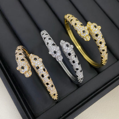 [⭐Hinora Jewelry]PANTHERE DOUBLE HEADED HALF DIAMOND OPEN BRACELET