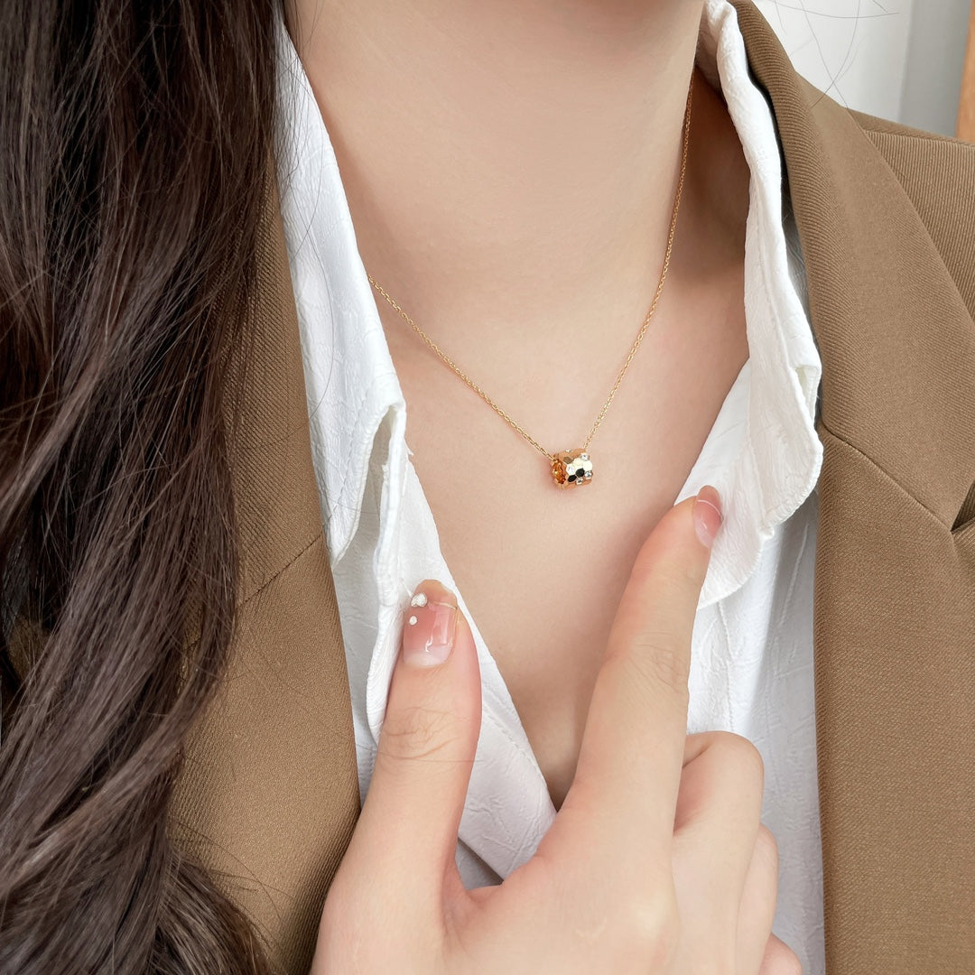 [⭐Hinora Jewelry]BEE MINI PEDANT DIAMOND NECKLACE