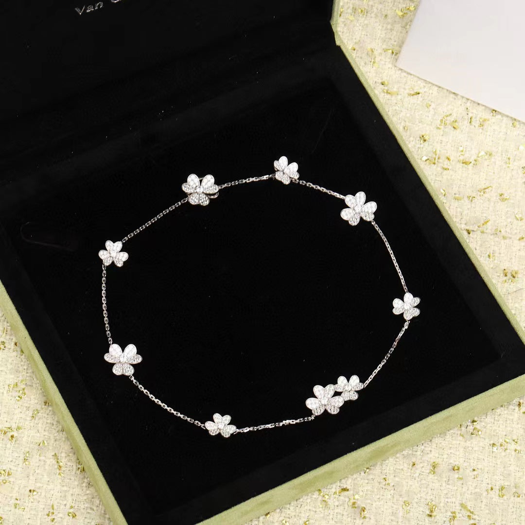 [⭐Hinora Jewelry]FRIVOLE SILVER 9 FLOWERS NECKLACE