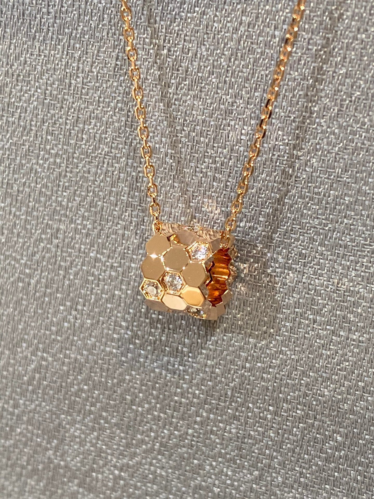 [⭐Hinora Jewelry]BEE LOVE DIAMOND NECKLACE