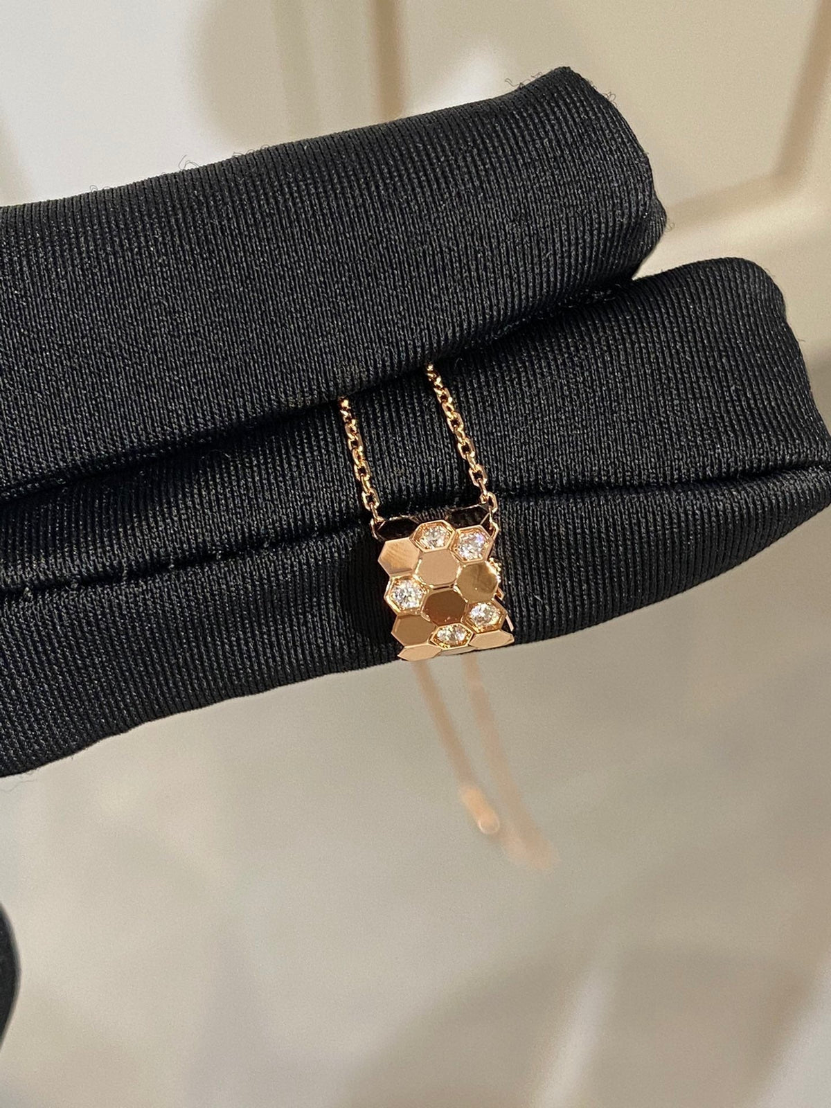 [⭐Hinora Jewelry]BEE LOVE DIAMOND NECKLACE