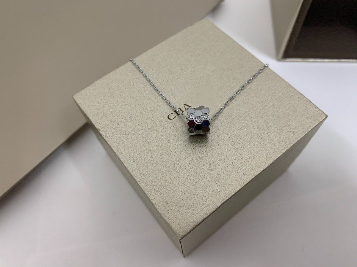 [⭐Hinora Jewelry]BEE LOVE DIAMOND NECKLACE